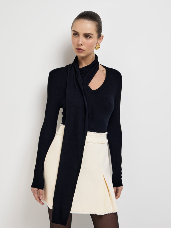 Size8 SHEIKE Cory Knit Top Black 1007562 Front Image