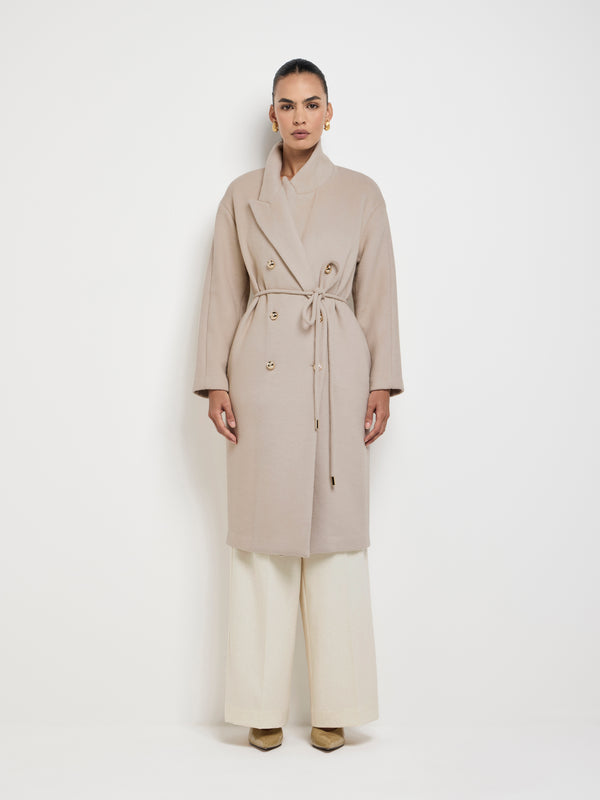 SHEIKE Tamika Coat Creme 1007631 Front Image Styled