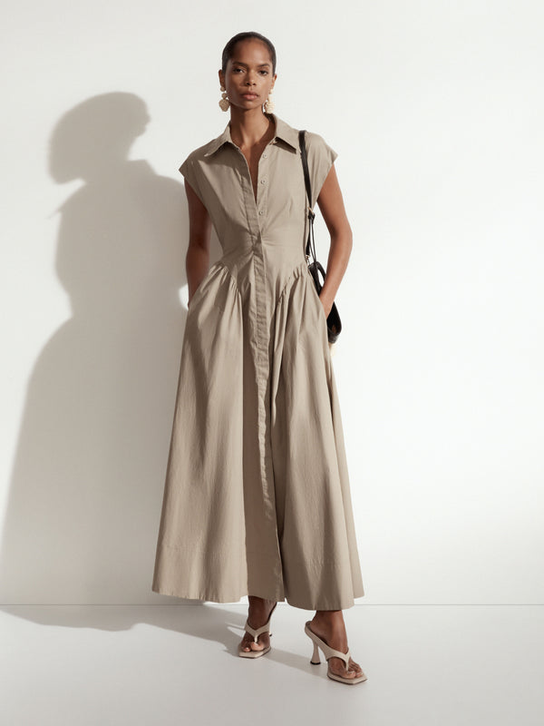 SHEIKE Stella Shirt Dress Mushroom 1008127 Campaign Image