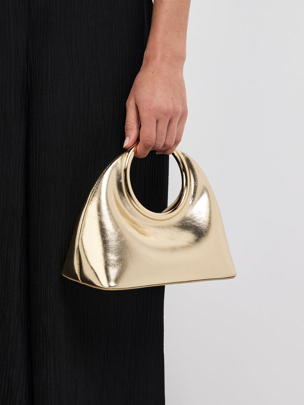 SHEIKE Elle Handle Bag Gold 1008604 Model Image