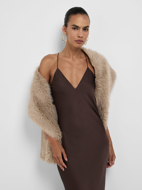 SHEIKE Amber Shawl Oatmeal 1008532 Close Up Image