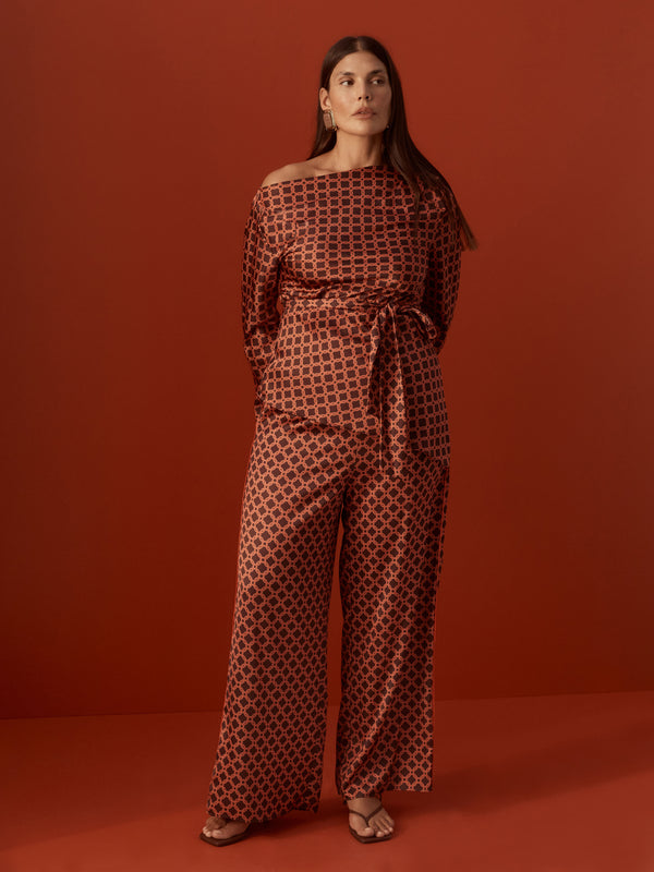 Size12 SHEIKE Remi Pant Geo Print 1007566 Campaign Image