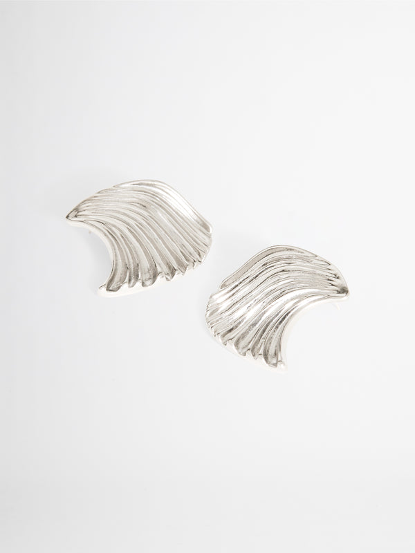NATALIA EARRINGS SILVER DETAIL SHOT