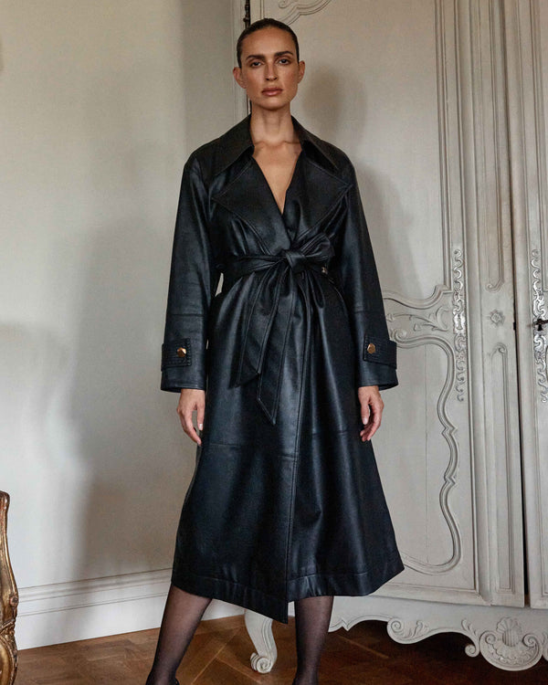 A coat or jacket as an lbd